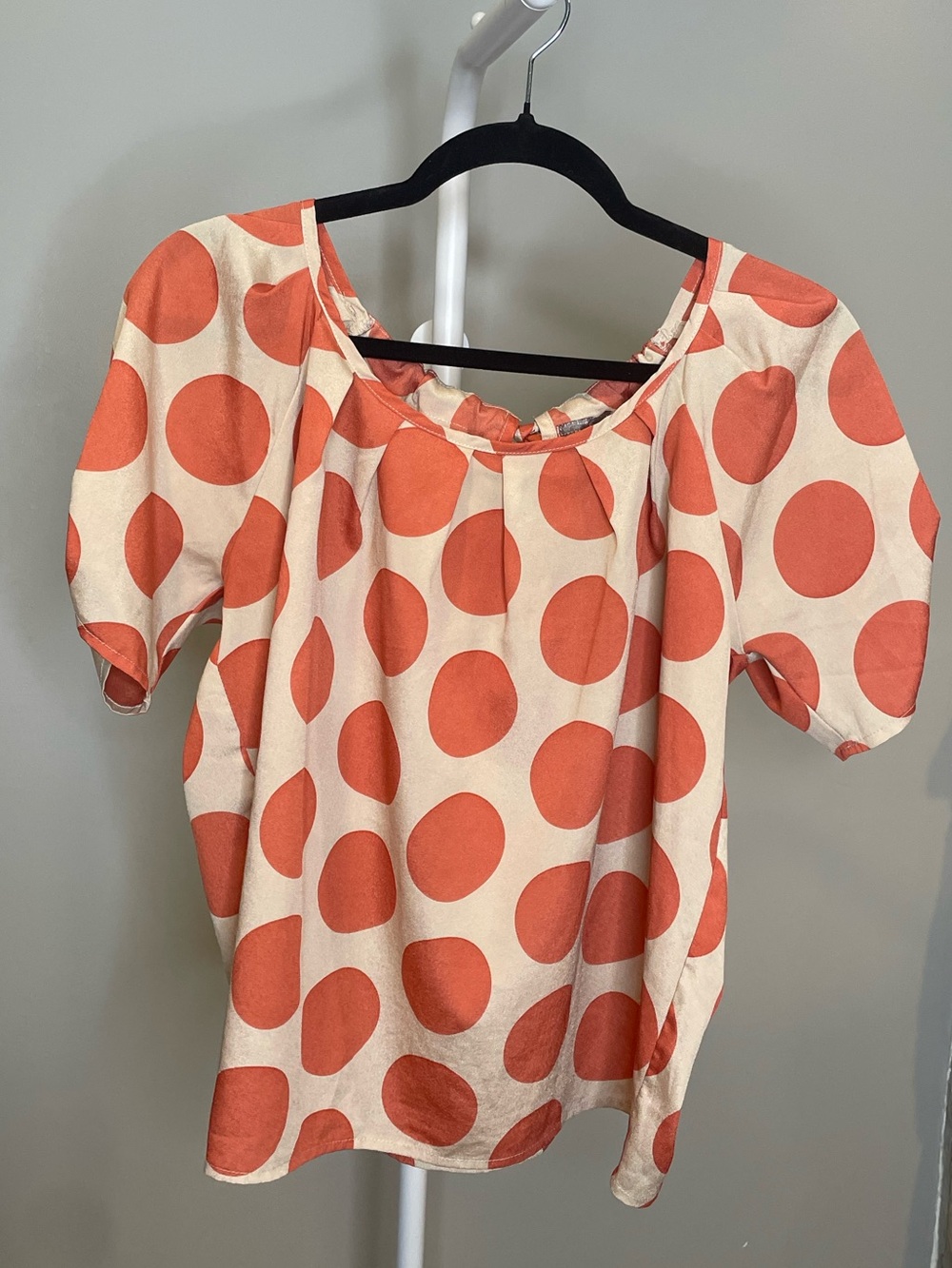 Moon Collection Los Angeles Polka Dot Short Sleeve Blouse w Back Tie Closure - M